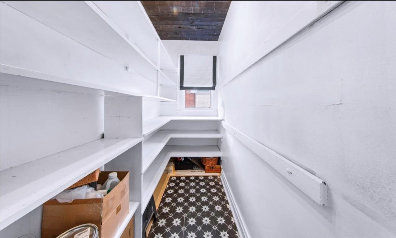 410 Franklin Ave #NA - Photo 5 of 13