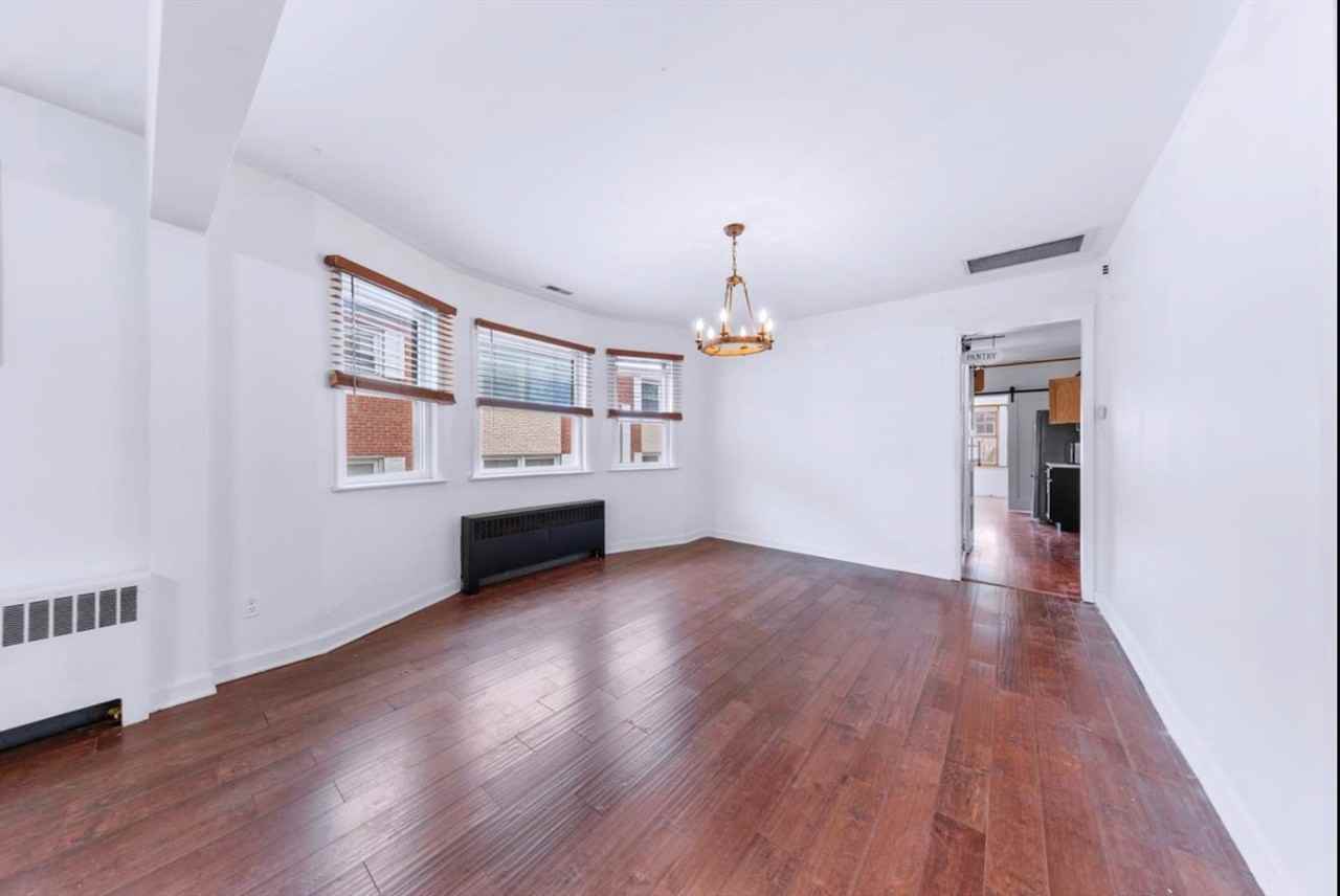 410 Franklin Ave #NA - Photo 7 of 13