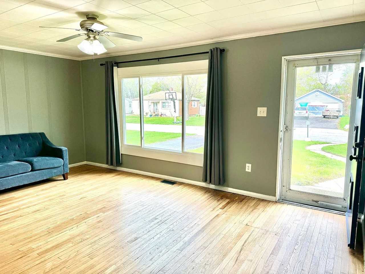 309 Maple St #NA - Photo 3 of 18