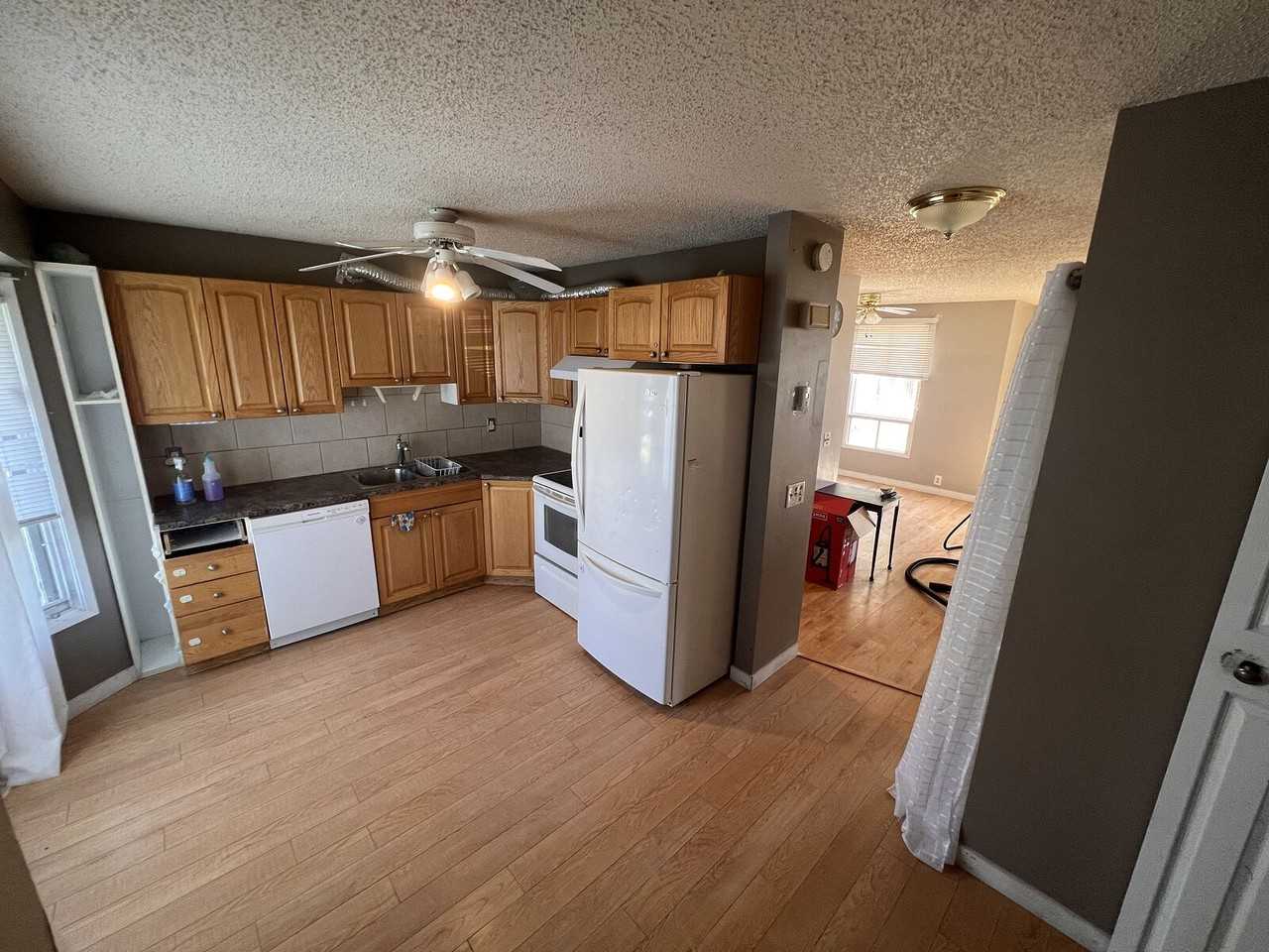 32 Abergale Close Ne - Photo 4 of 14