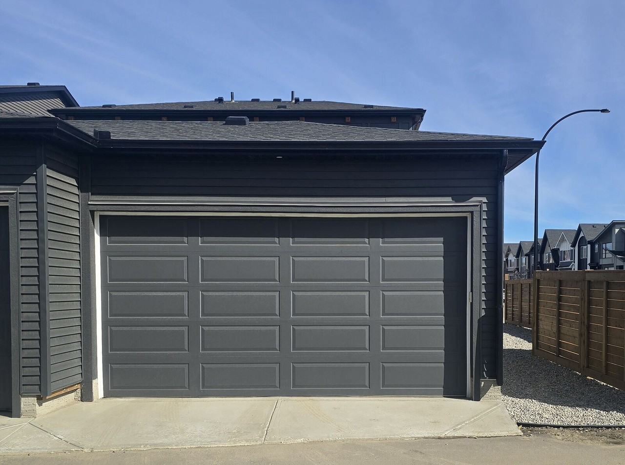 145 Raven Link Se - Photo 3 of 7
