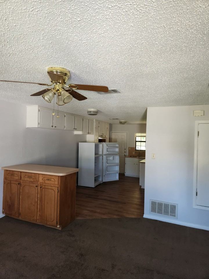 608 Carrie Ave #NA - Photo 4 of 17