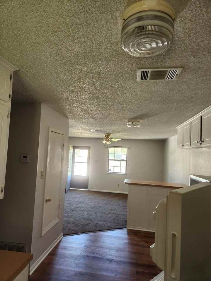 608 Carrie Ave #NA - Photo 7 of 17