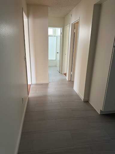 2221 Curtis Ave #4 - Photo 4 of 13