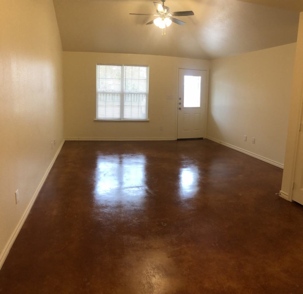 707 S 15th St #A - Photo 2 of 12