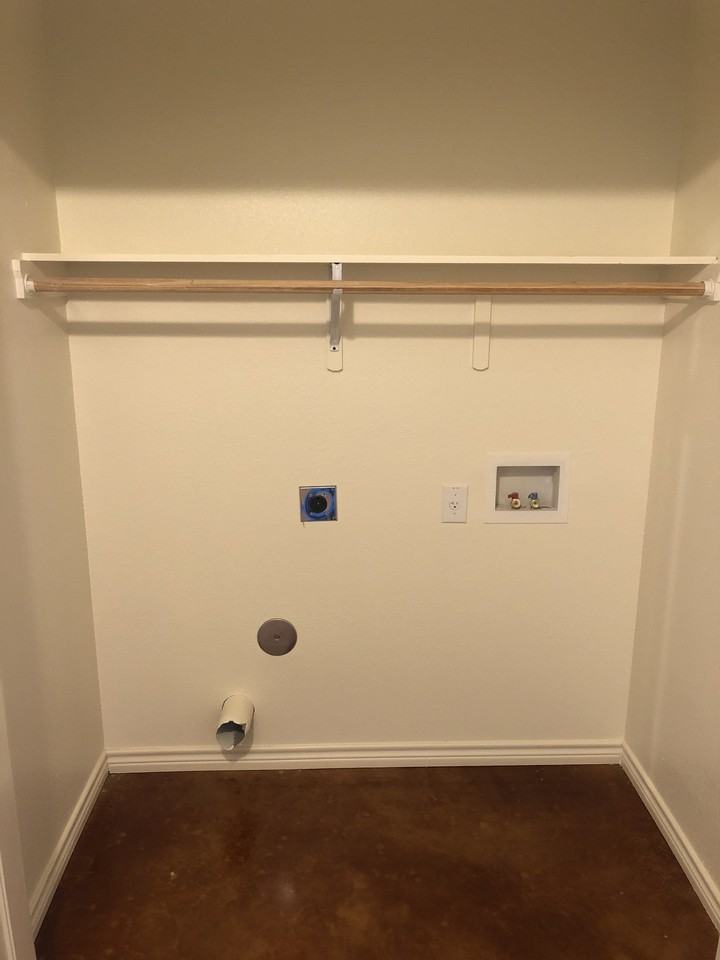 707 S 15th St #A - Photo 4 of 12