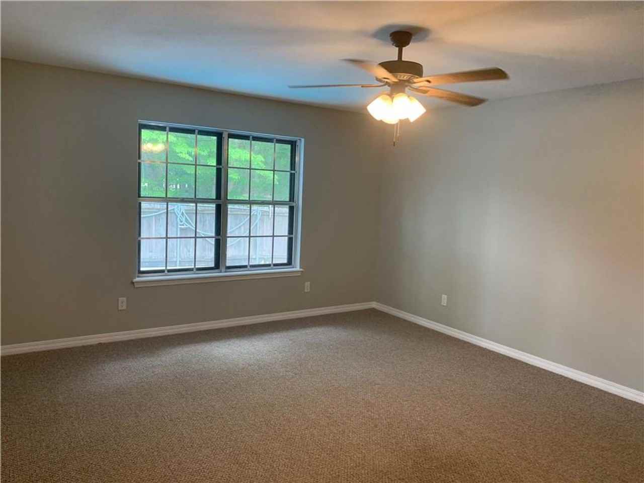 6007 Stagg Cir - Photo 7 of 9