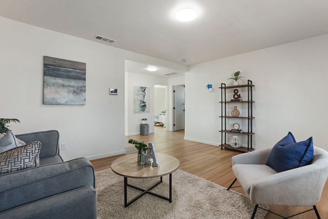107 Walnut-120 Williford - Photo 6 of 10