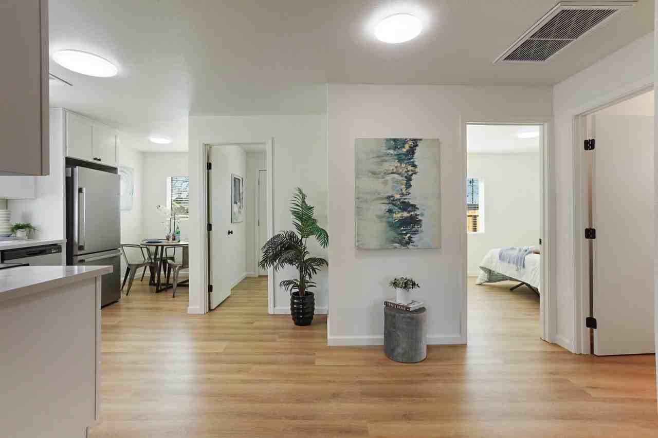107 Walnut-120 Williford - Photo 7 of 10