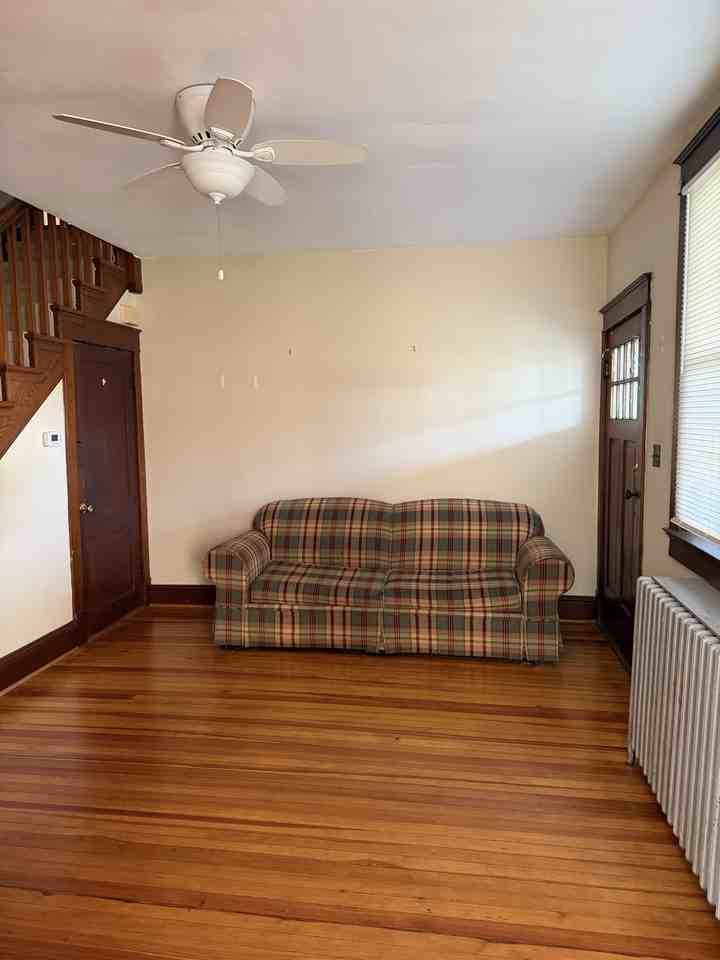 405 Lee Place a - 1 #1 - Photo 3 of 9