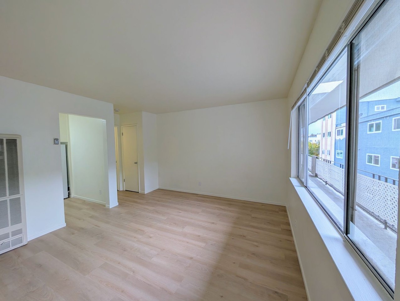 3541 Dimond Ave - Photo 6 of 14