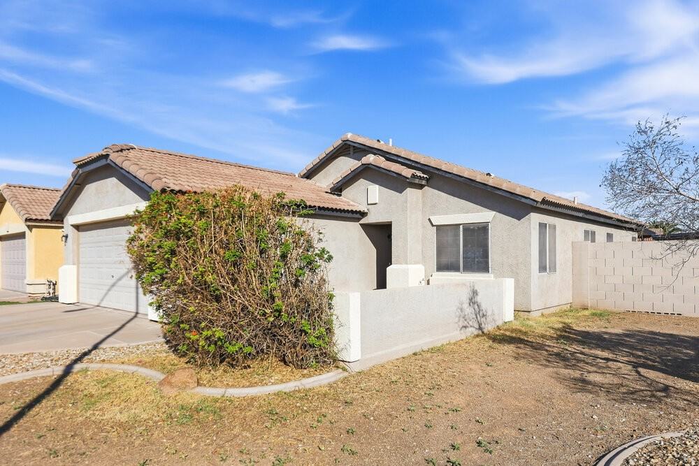 12702 W Aster Dr - Photo 2 of 16