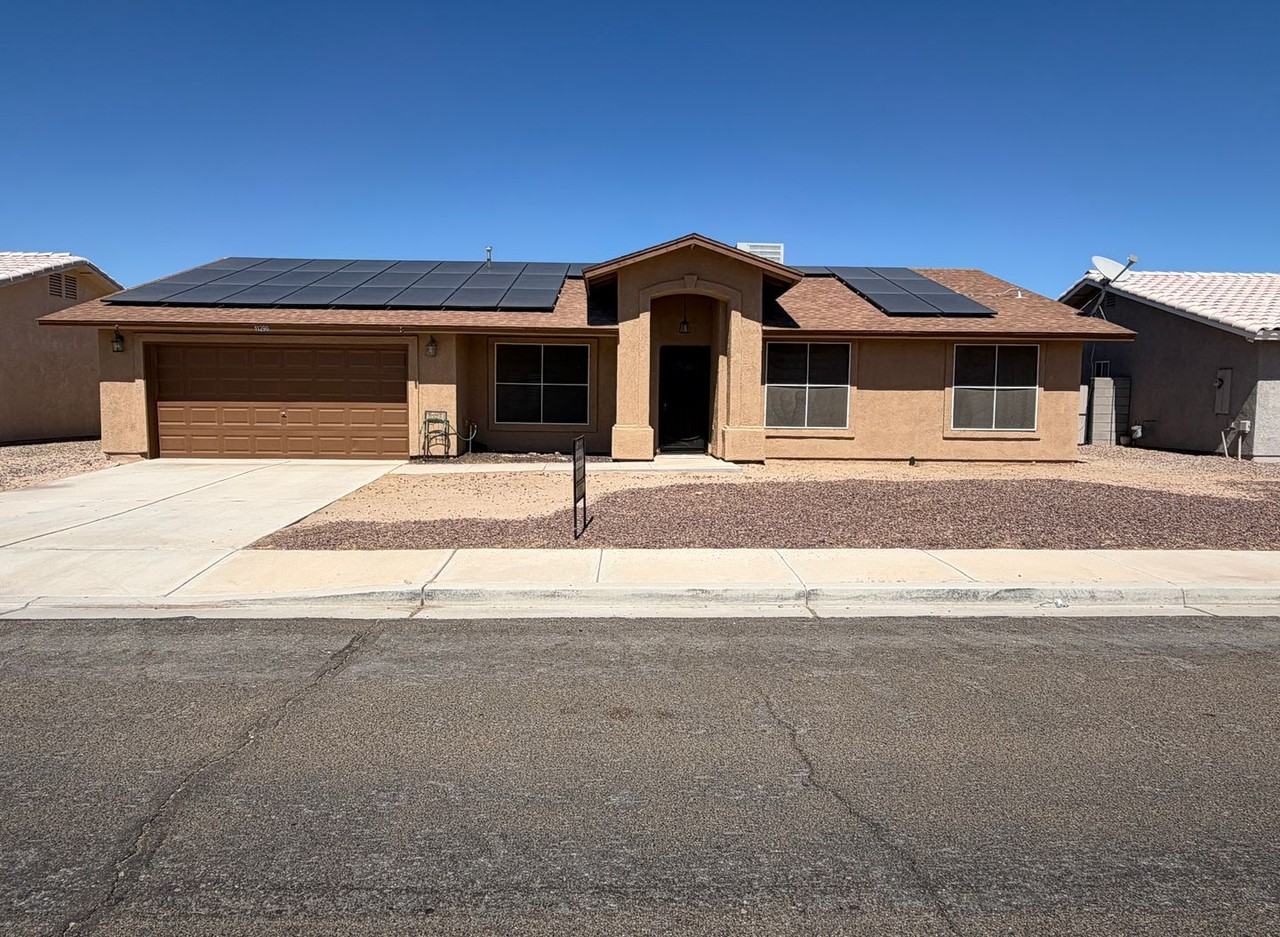 11290 E 24th Pl