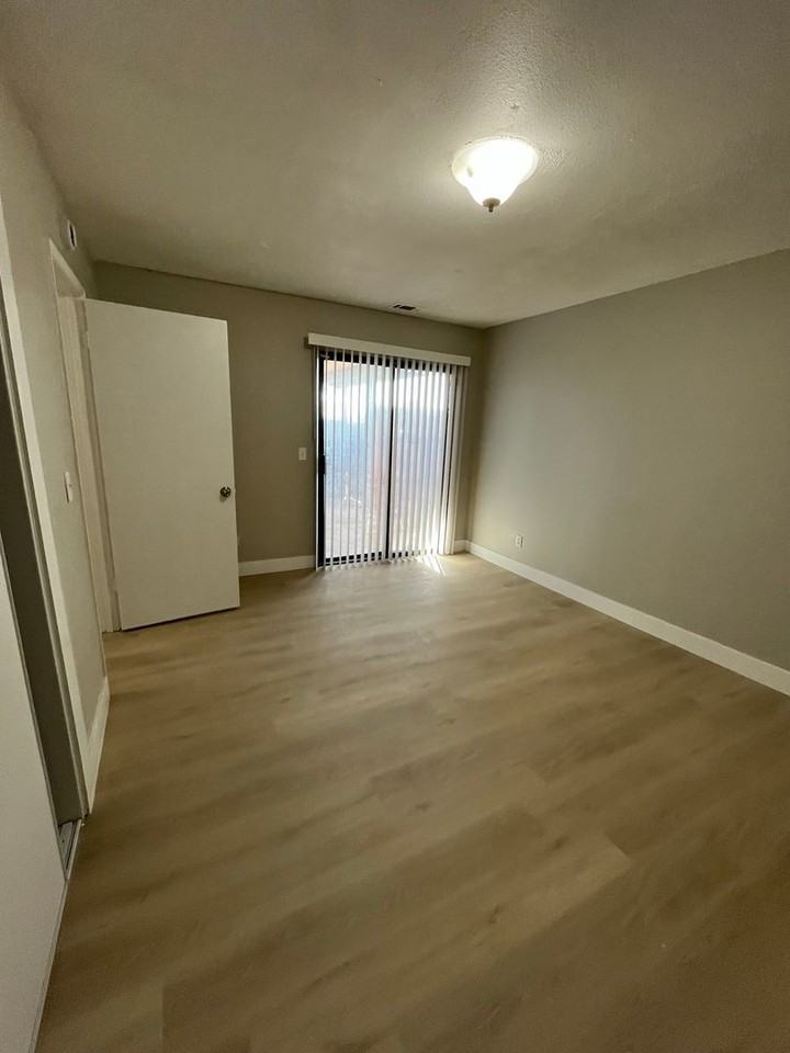 20460 Rimrock Rd #1 - Photo 3 of 17
