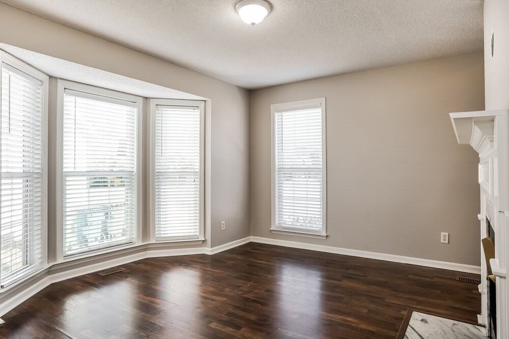 4000 Mackinac Island Ln - Photo 7 of 17