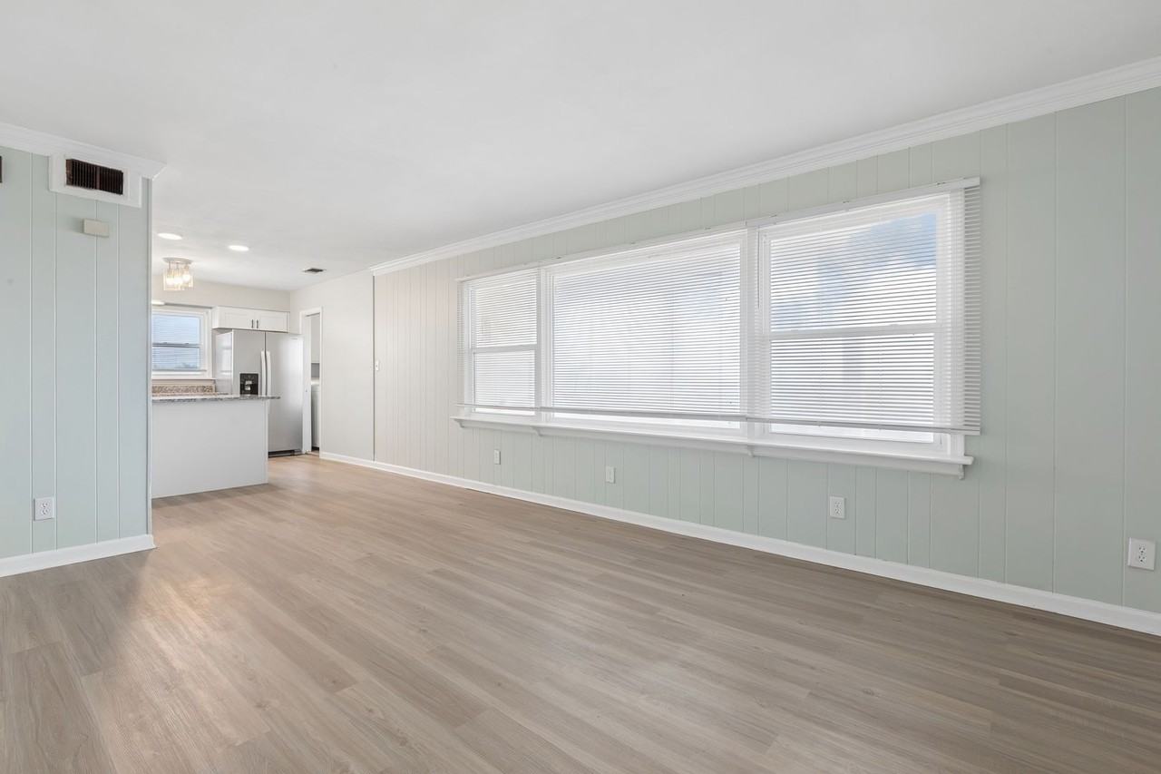1416 E. Ocean View Avenue - Photo 4 of 50