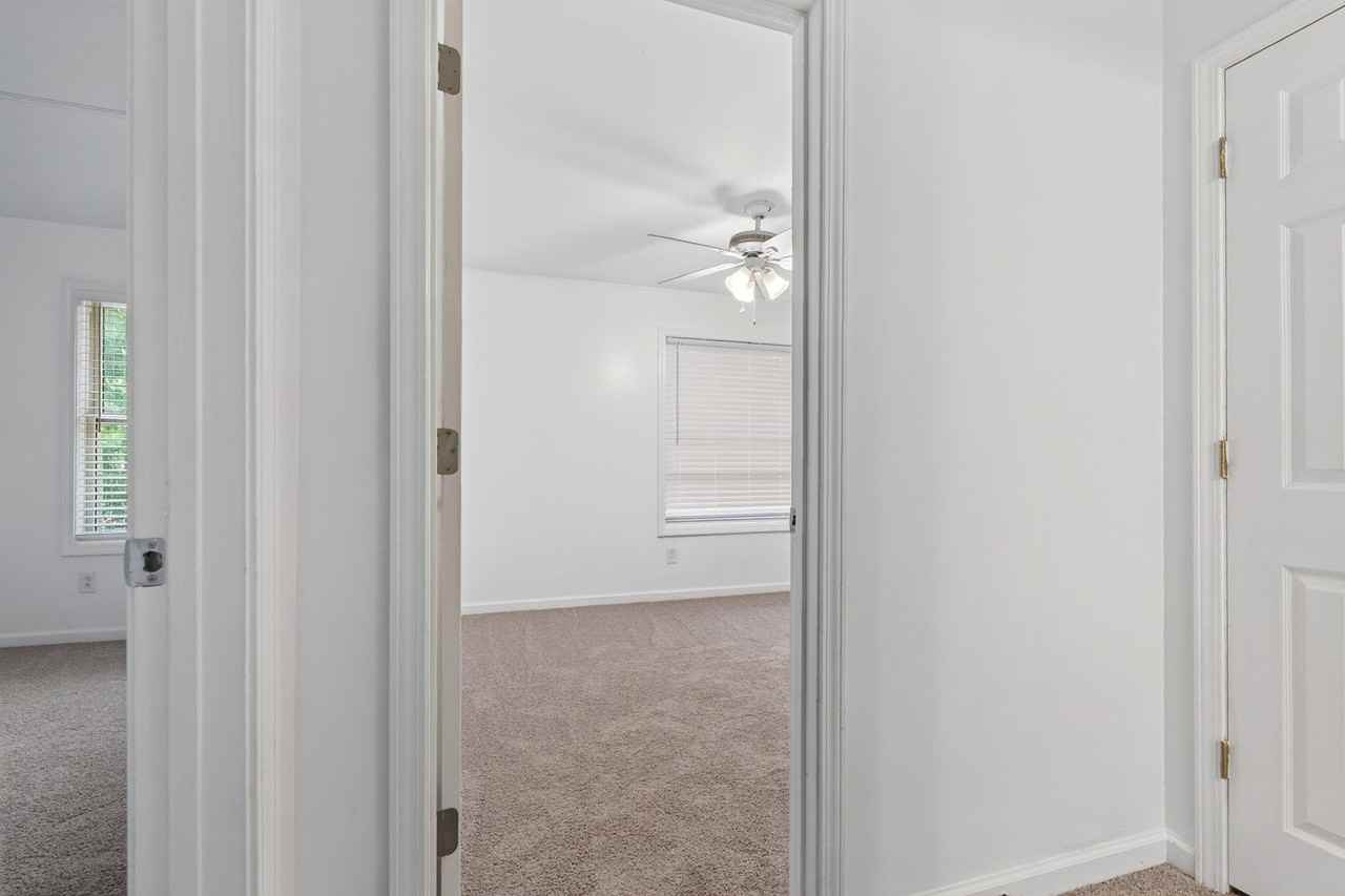 771 Jordan Ln - Photo 7 of 16