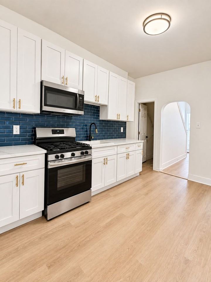 3034 Emerald St - Photo 4 of 22