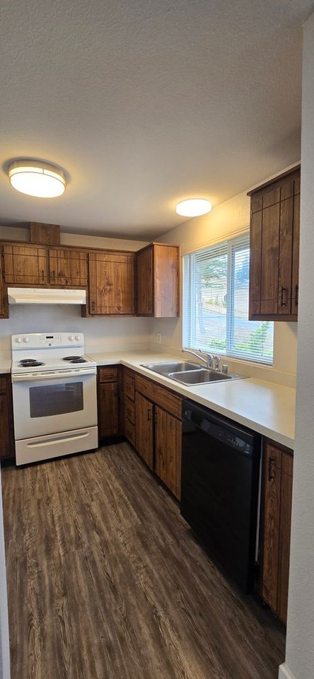 Viewcrest Fourplex - Photo 6 of 18