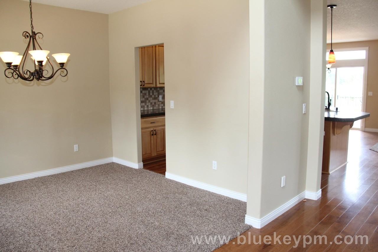 302 Nw 53rd Cir - Photo 2 of 21