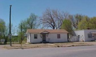 featured image of 800 Robinson Ave