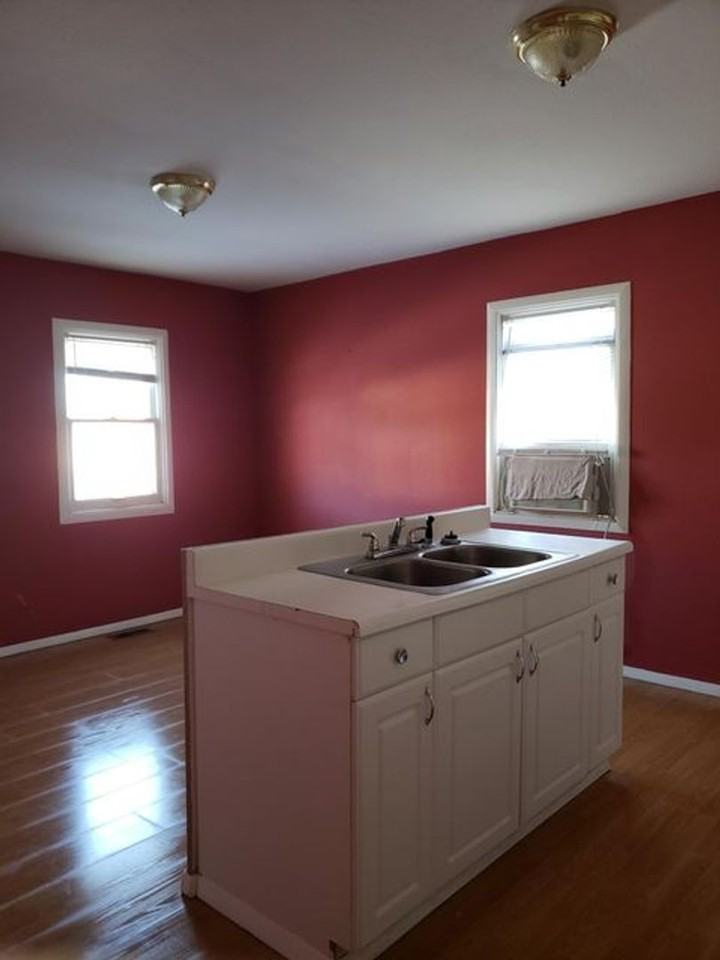 800 Robinson Ave - Photo 7 of 12