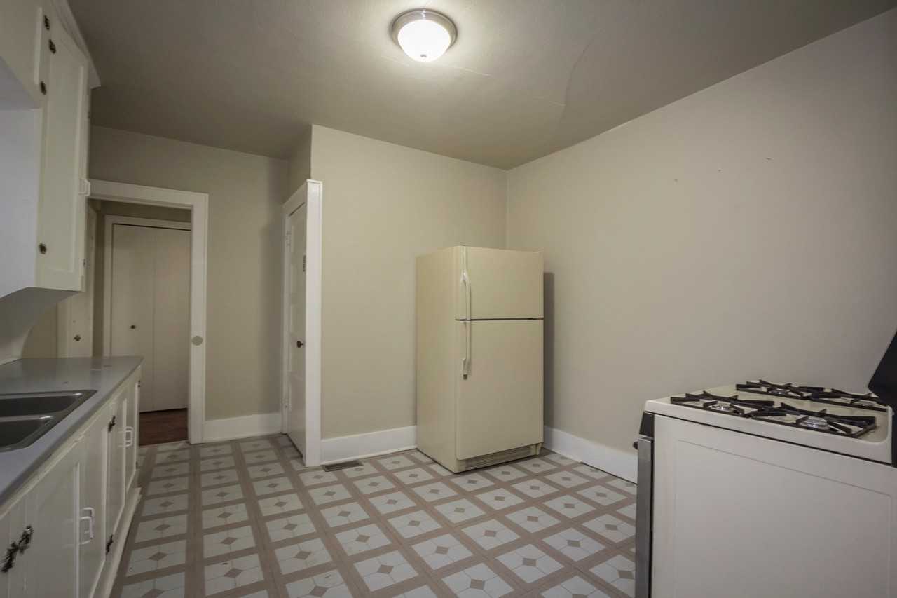 5800 Sw 13th Pl - Photo 4 of 20