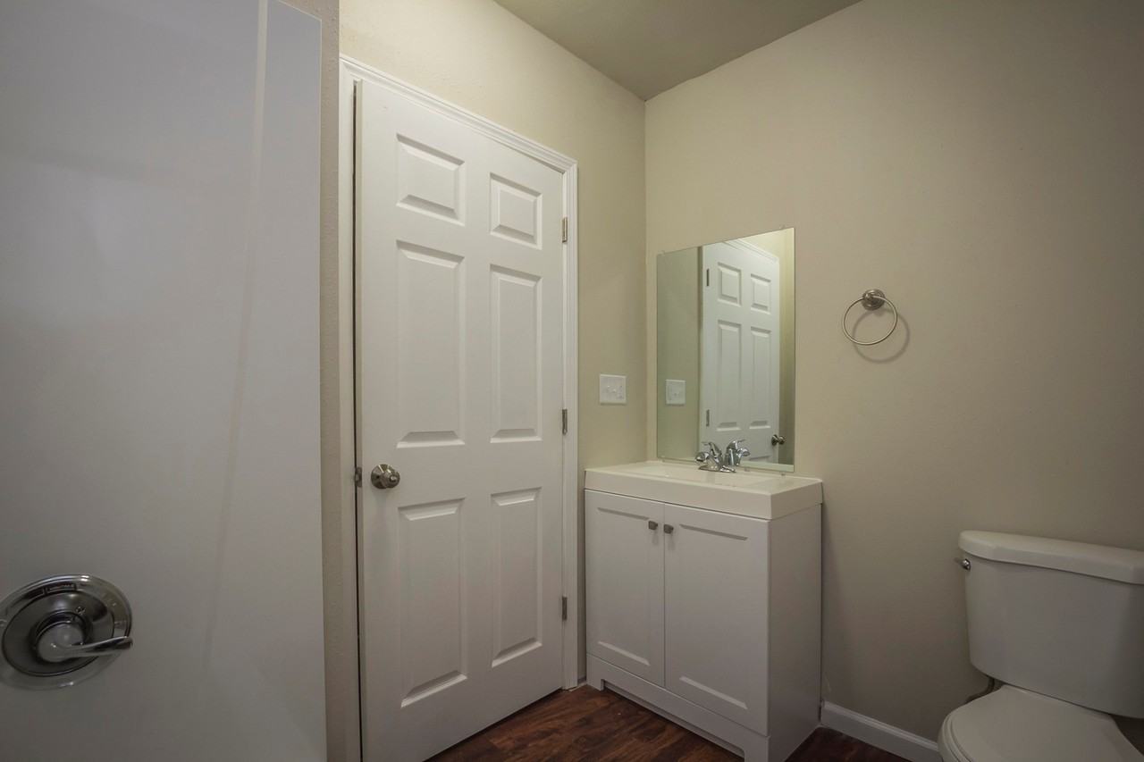 5800 Sw 13th Pl - Photo 7 of 20