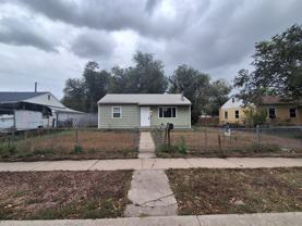 612 E Saint Elmo Ave - Photo 1 of 1