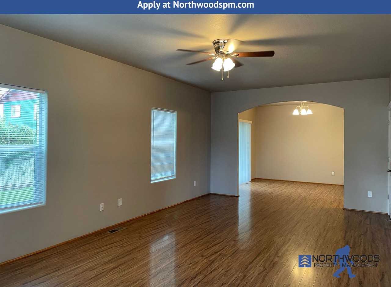 840 Garfield St - Photo 2 of 22