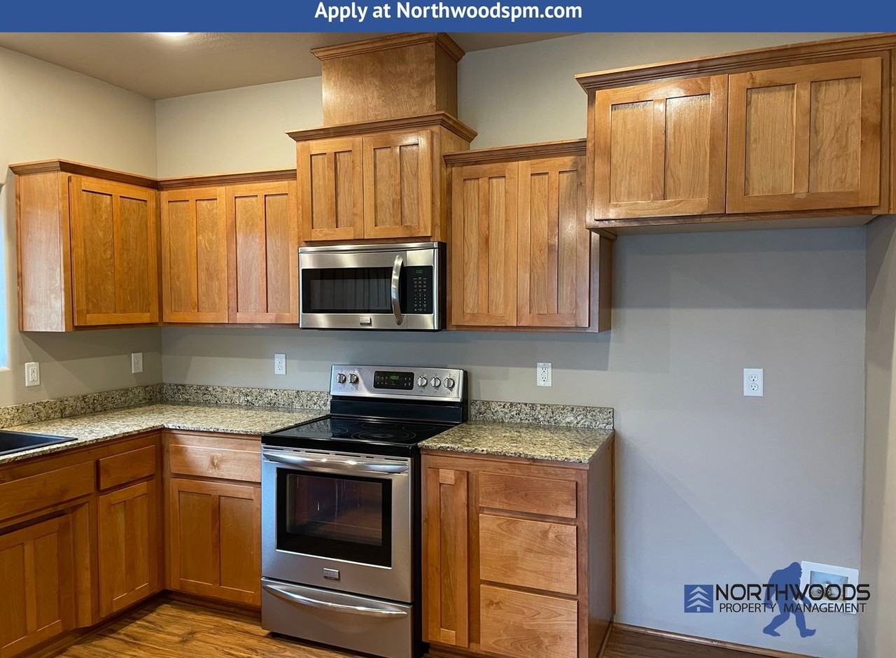 840 Garfield St - Photo 6 of 22