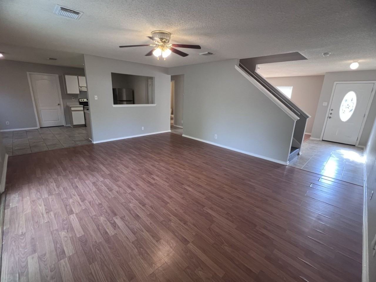 347 Stone Gate Dr - Photo 3 of 27