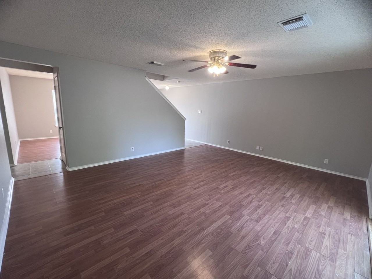 347 Stone Gate Dr - Photo 4 of 27