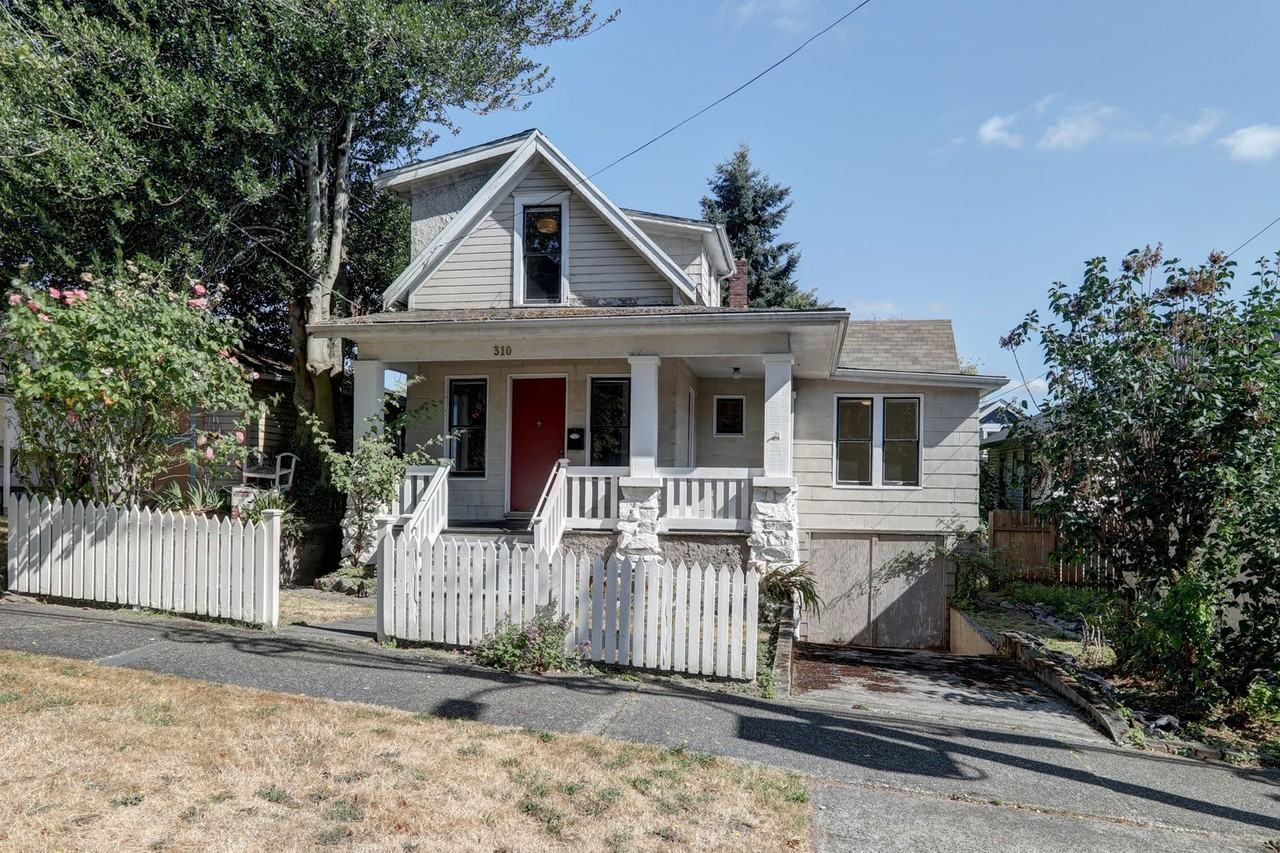 310 Ne 63rd St - Photo 2 of 20