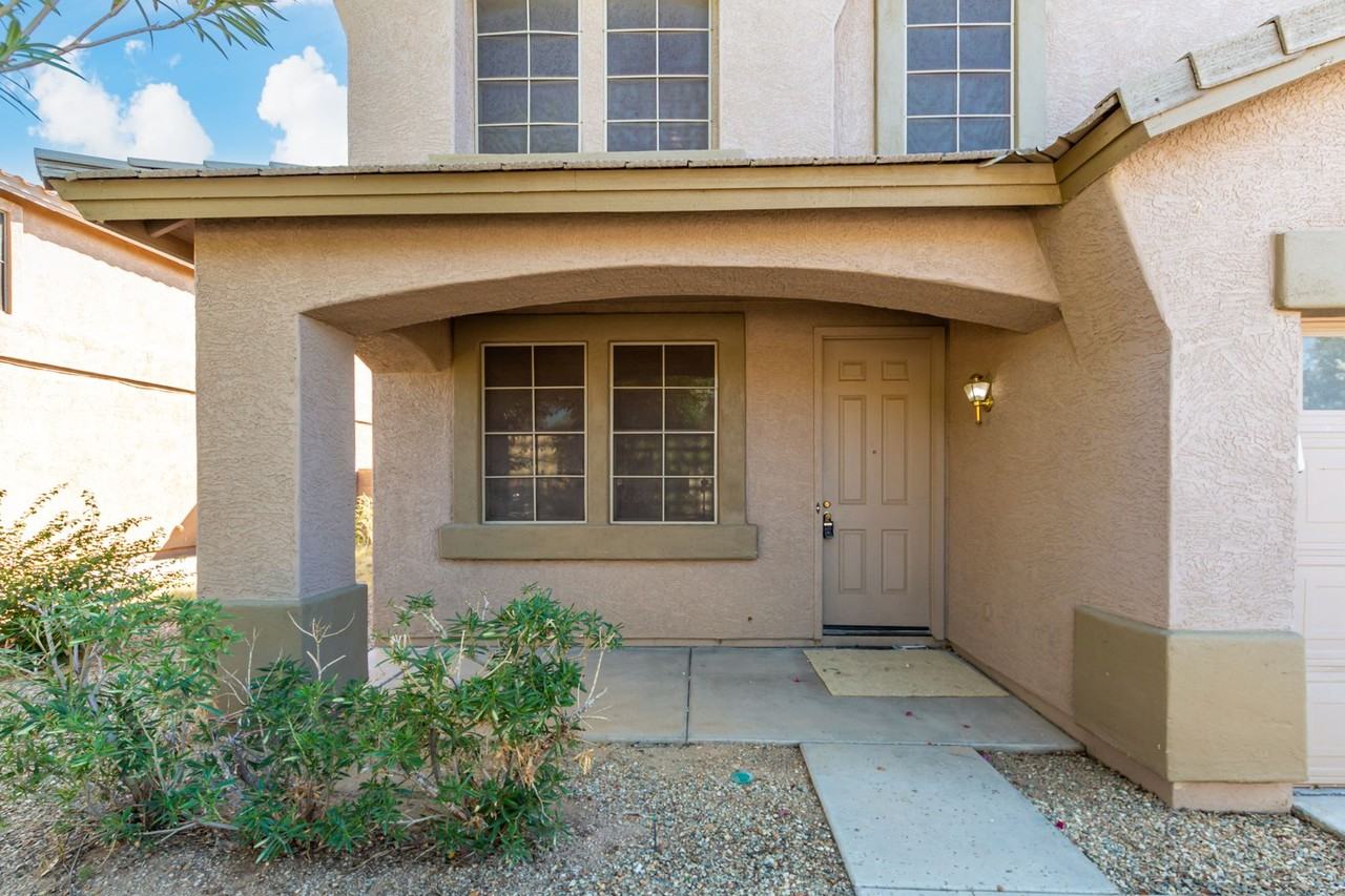 3209 W Saint Catherine Ave - Photo 4 of 40