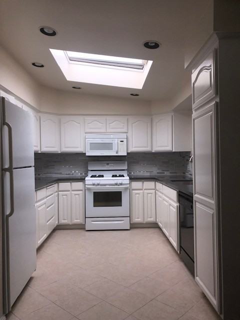 2306 Jane Ln - Photo 3 of 13