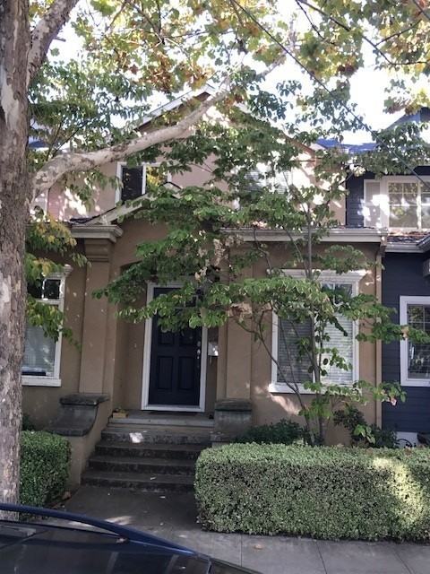 1904 6th St - Photo 3 of 17