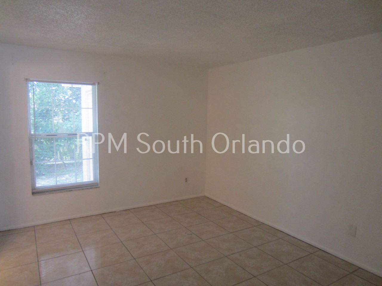 3510 Spring Land Dr - Photo 7 of 11