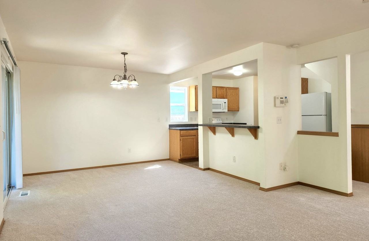 18530 134th Pl Ne - Photo 6 of 21