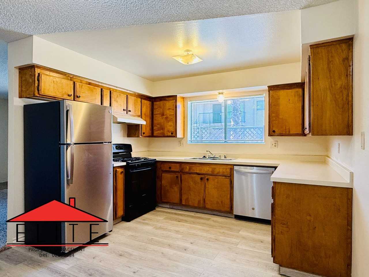 1021 Perdew Ave - Photo 7 of 19