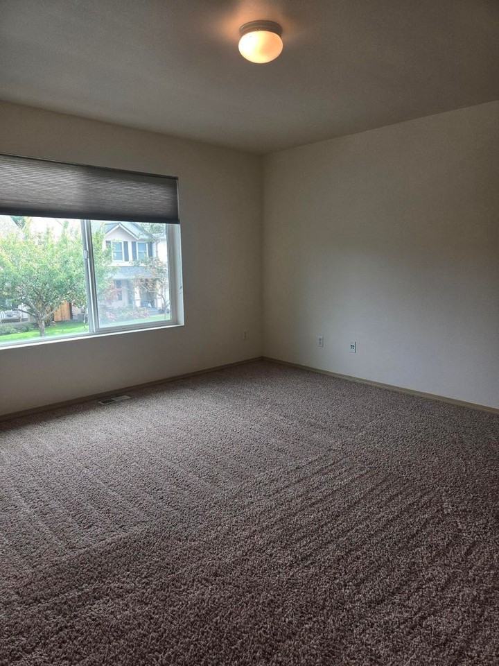 18420 95th Avenue Ct E - Photo 4 of 47