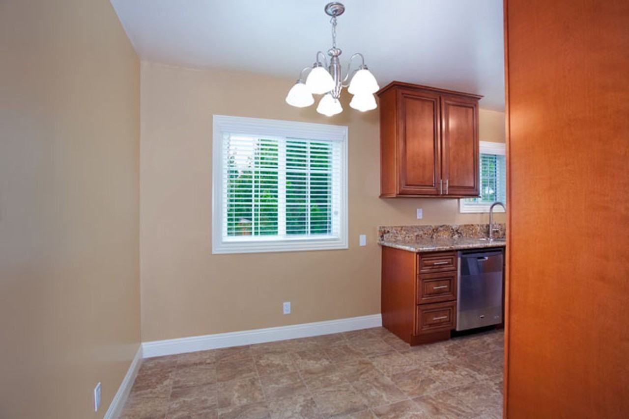415 E Foothill Blvd - Photo 5 of 19
