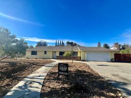 featured image of 735 Walnut Dr