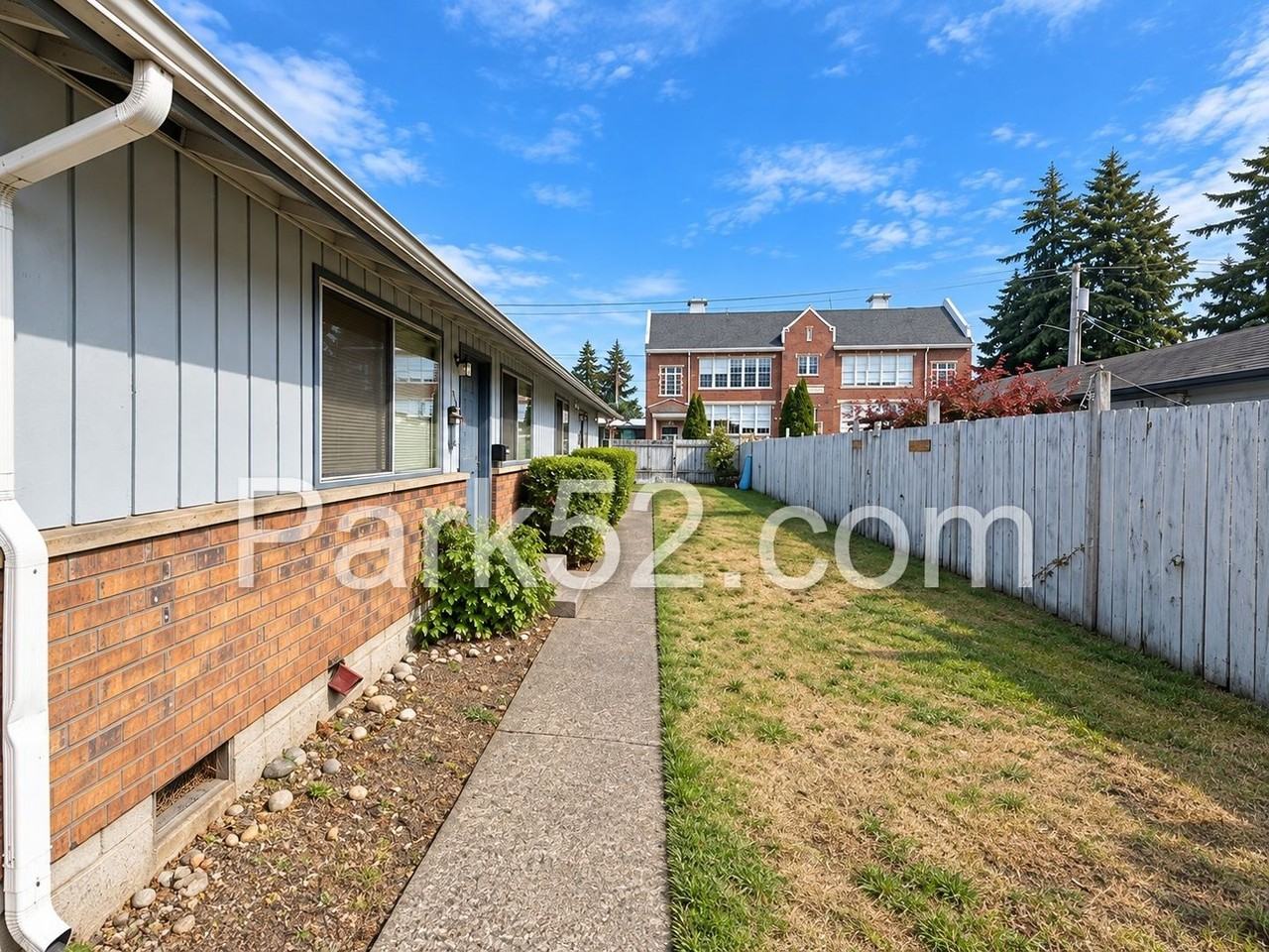 3314 S Adams St - Photo 2 of 17