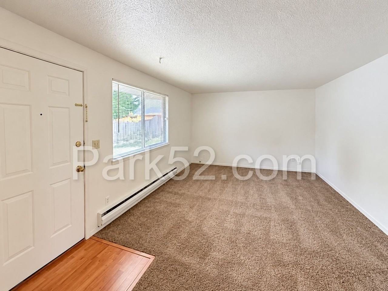 3314 S Adams St - Photo 5 of 17