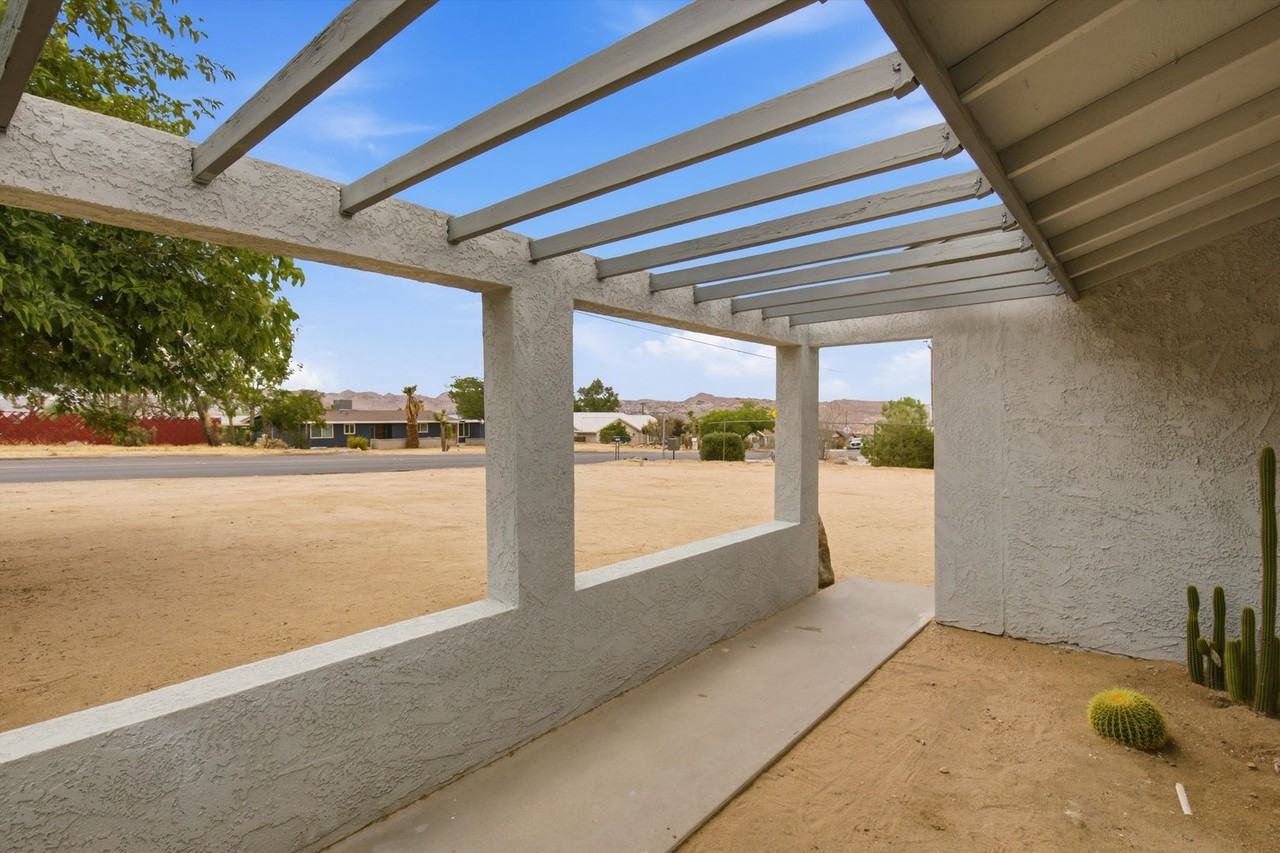 7399 Palomar Ave #1 - Photo 5 of 34