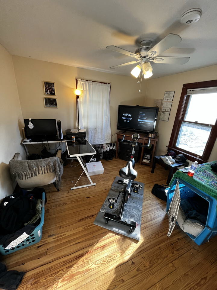 320 Riverside Dr - Photo 6 of 16