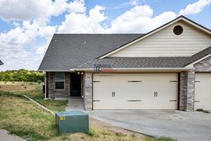 featured image of 908 Dart Ct