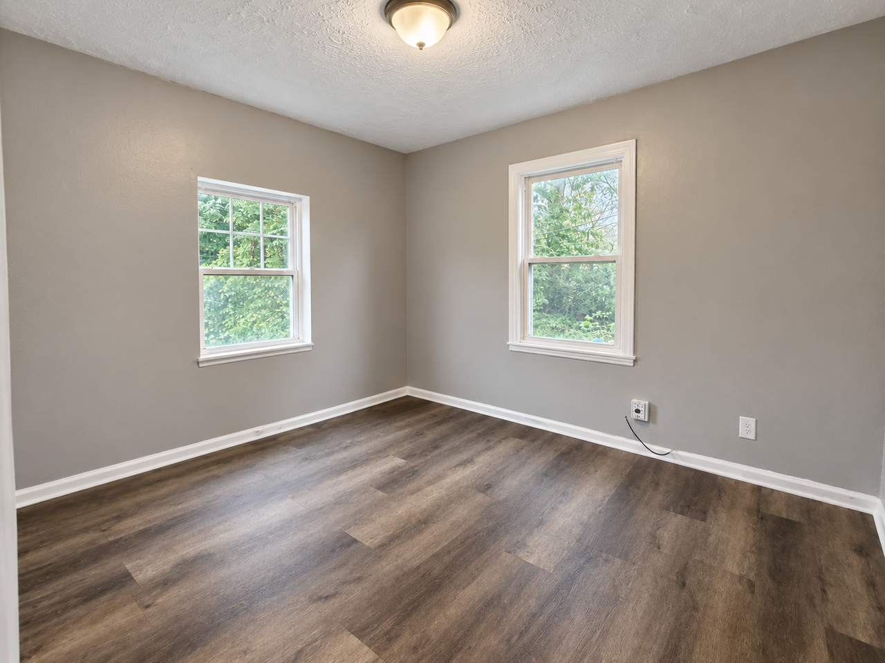 1206 E 24th Ave - Photo 4 of 10
