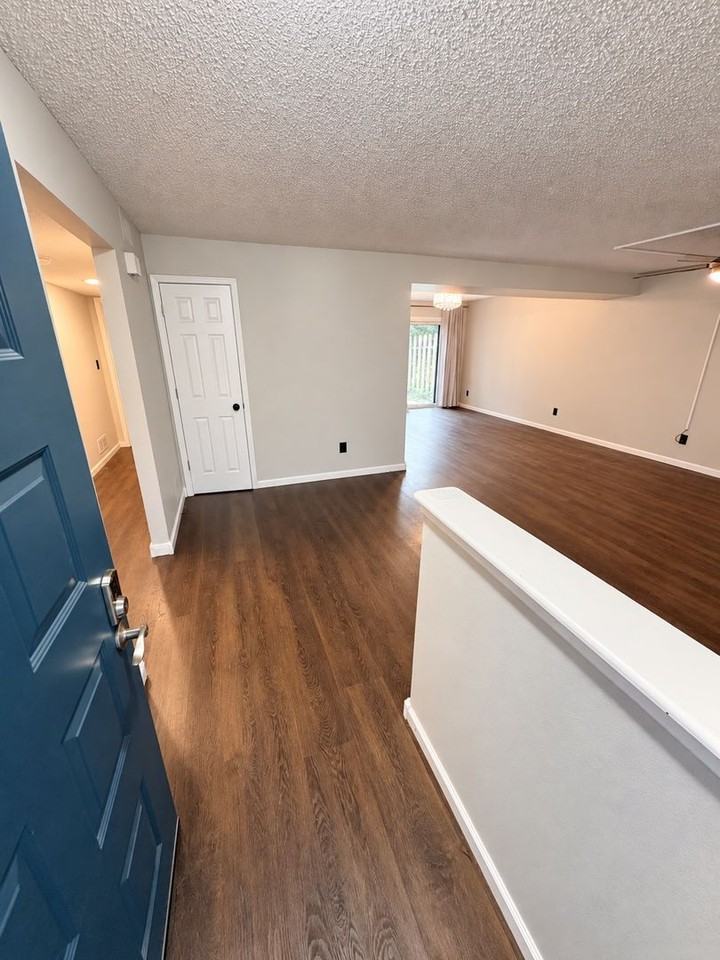 5108 W 62nd St - Photo 4 of 24